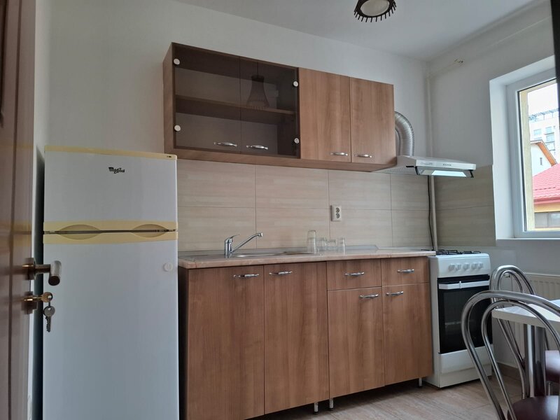 Dristor, Mihai Bravu, Dudesti, 2 min. metrou